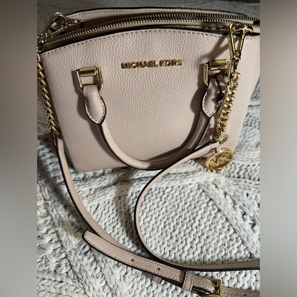 MICHAEL KORS crossbody tote - Picture 4 of 15